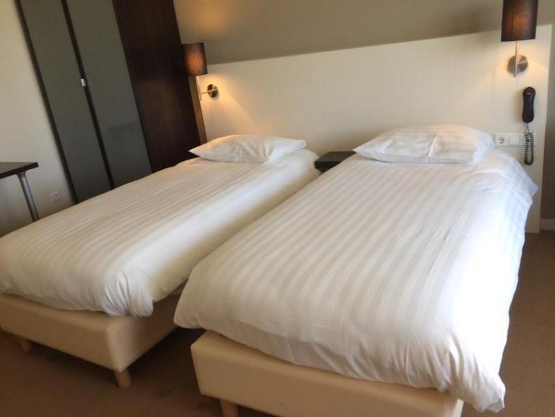 Hotel วัสเซนนาร์ ภายนอก รูปภาพ